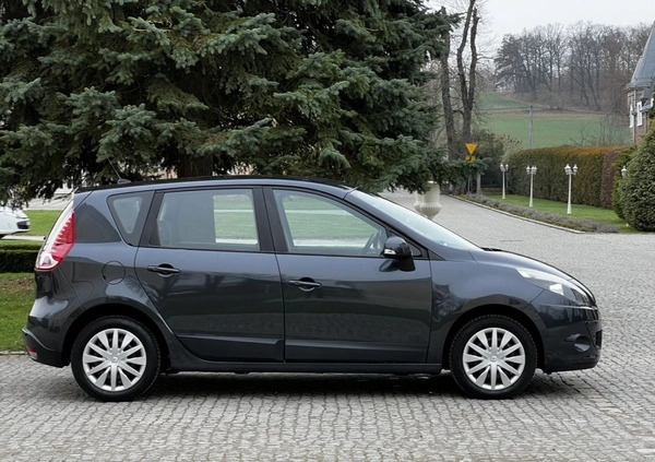 Renault Scenic cena 21900 przebieg: 220000, rok produkcji 2011 z Ćmielów małe 497